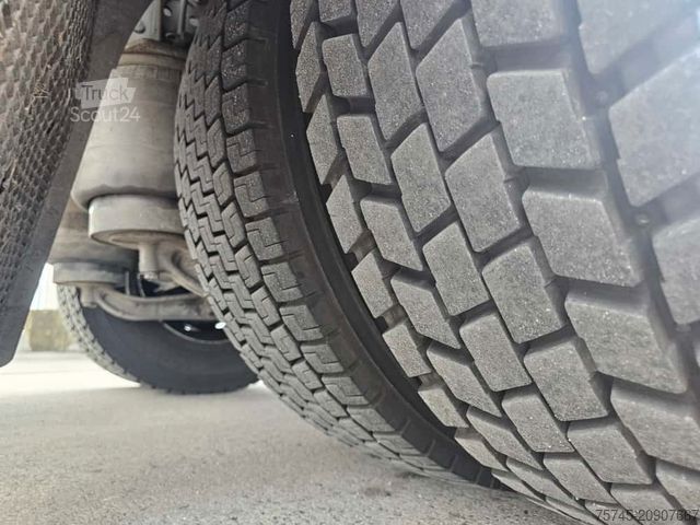 Camion frigorifique MERCEDES-BENZ ANTOS 1827 * THERMOKING T-1000 R SPECTRUM * LBW