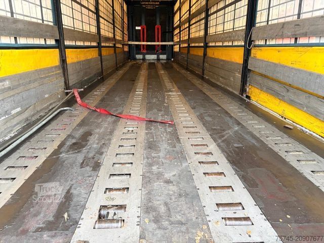 Atvērta puspiekabe ar tentu  VAN_ECK