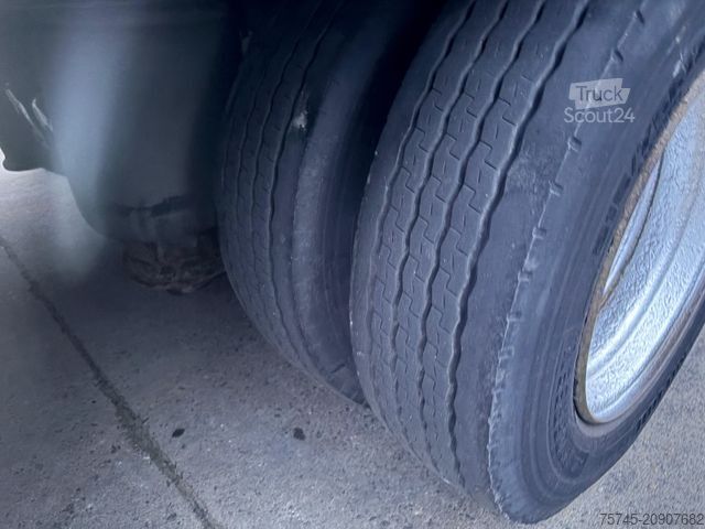 Atvērta puspiekabe ar tentu  VAN_ECK