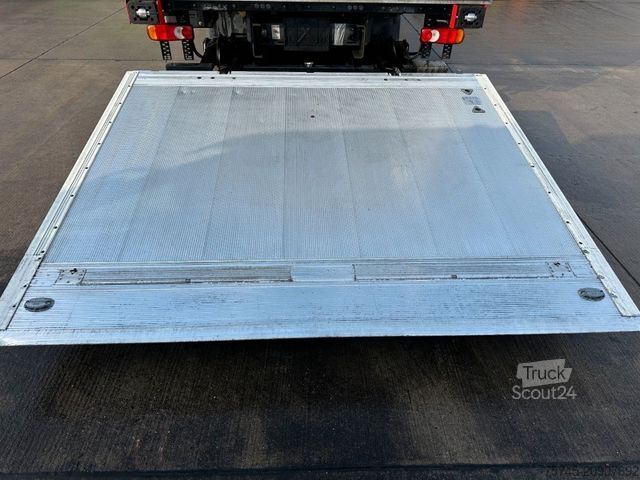 Camion frigorific RENAULT D 16  280 DTI  * THERMO-KING T1200R-50 SPECTRUM