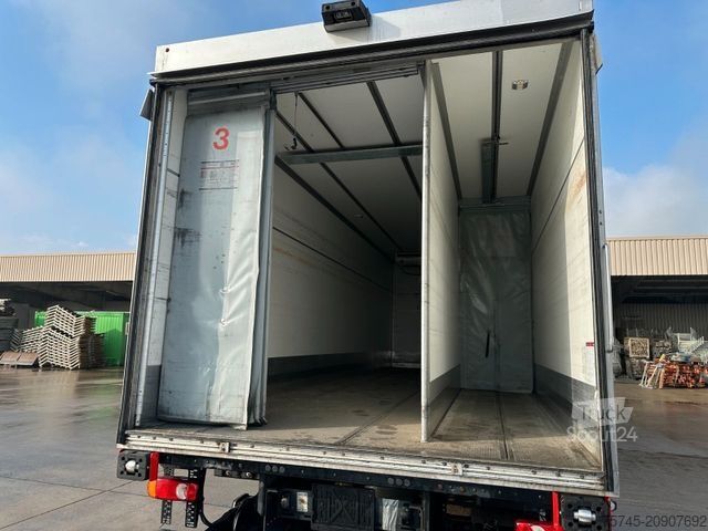 Camion frigorific RENAULT D 16  280 DTI  * THERMO-KING T1200R-50 SPECTRUM