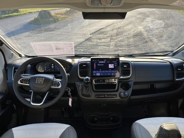 Karavan SUNLIGHT Adventure Cliff 602 LED 8G Safety+ACC Digital