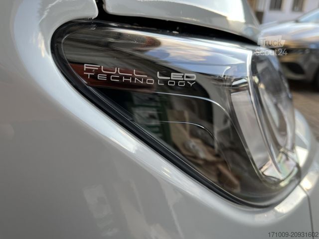 Karavan SUNLIGHT Adventure Cliff 602 LED 8G Safety+ACC Digital