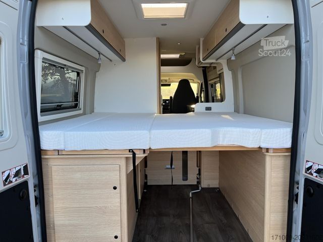 Karavan SUNLIGHT Adventure Cliff 602 LED 8G Safety+ACC Digital