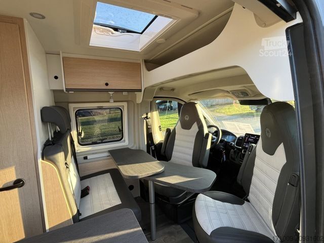 Karavan SUNLIGHT Adventure Cliff 602 LED 8G Safety+ACC Digital