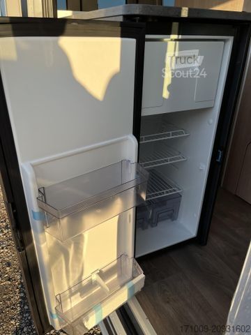 Karavan SUNLIGHT Adventure Cliff 602 LED 8G Safety+ACC Digital