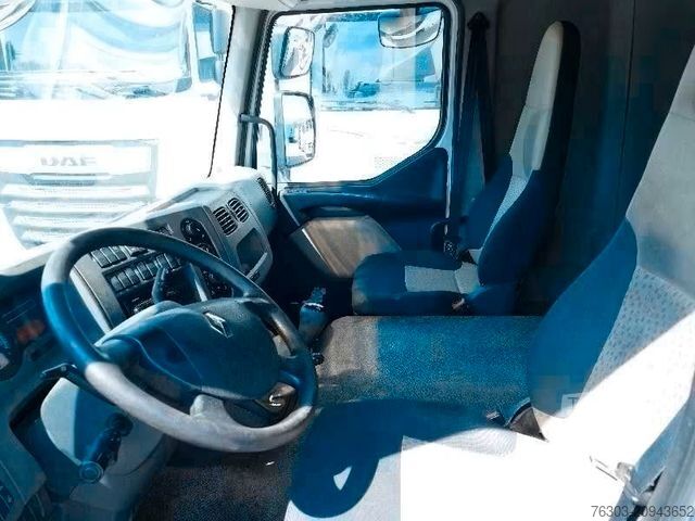 Škatlasti tovornjak RENAULT Midlun 220 Koffer*Schaltgetriebe*