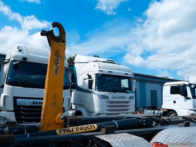 Φορτηγό γερανός roll-off SCANIA P400 Abrollkipper/Kran PALFINGER*