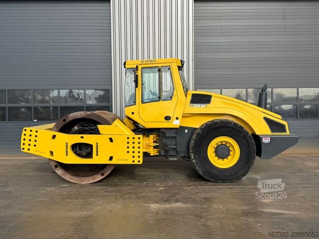 Basit kam silindiri Bomag BW226