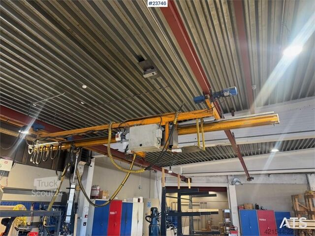 Løfteværktøj  Traverskran - 30 meter skinnegang + hengepresser