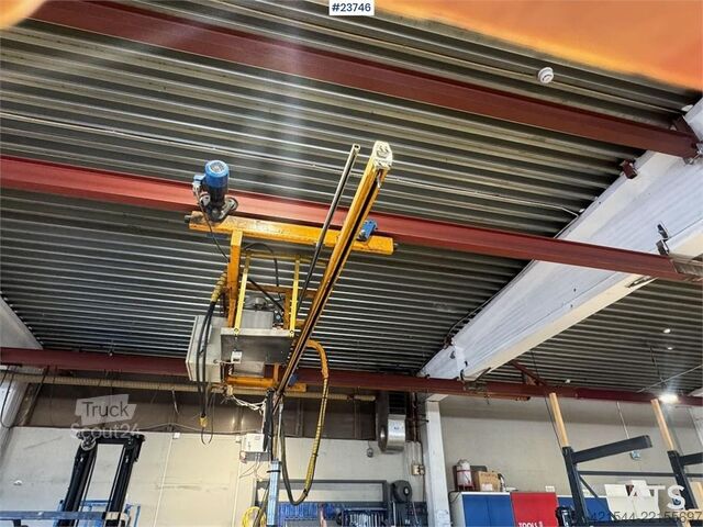 Løfteværktøj  Traverskran - 30 meter skinnegang + hengepresser