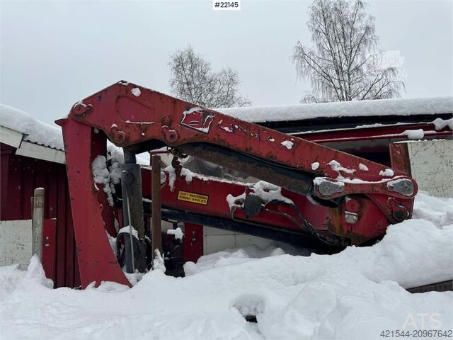 Tyllis jumbo oplegger met HMF-kraan Tyllis jumbo semi-trailer with HMF crane