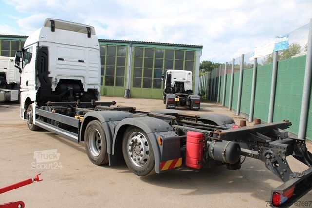 Výměnná nástavba nákladní vůz MAN TGX 26.510 6x2 LL - Nr.: 957