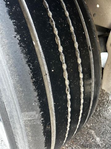 Auflieger mit Pritsche & Plane SCHMITZ CARGOBULL SCS 24/L-13.62,Standard,Lift-,Lenkachse,verzinkt