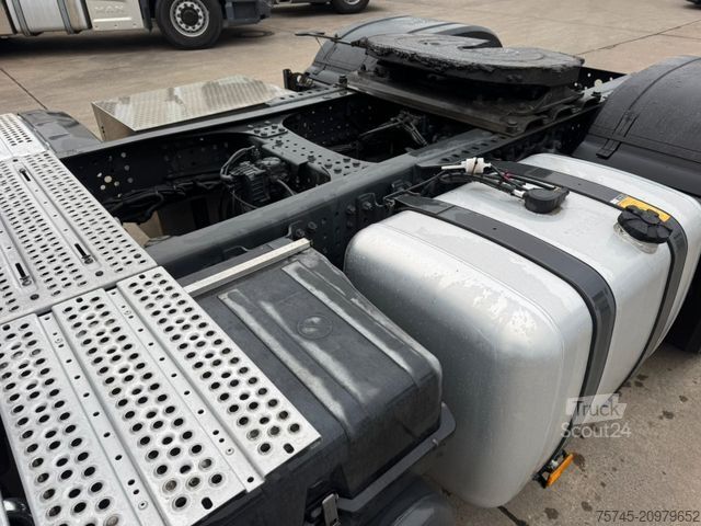 Cap tractor standard MERCEDES-BENZ ACTROS 1843 * LIEGE * 6.830 KG * 1. HAND * TOP *