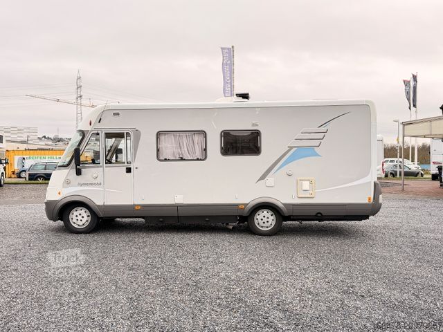 Integrated camper HYMER/ERIBA B 654 *Festbett-Hubbett-Automatik-2xKlima*