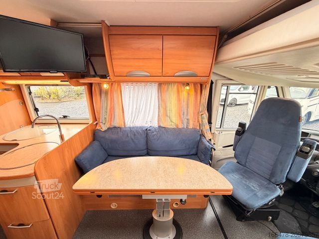 Integrated camper HYMER/ERIBA B 654 *Festbett-Hubbett-Automatik-2xKlima*