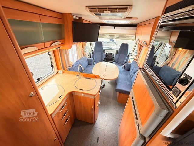 Integrated camper HYMER/ERIBA B 654 *Festbett-Hubbett-Automatik-2xKlima*