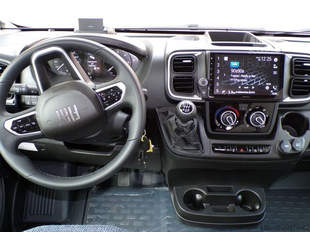 Alkóvos lakókocsi WEINSBERG CaraHome 600 DKG