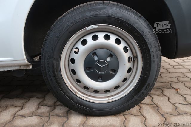 Minibus MERCEDES-BENZ Vito Tourer 114CDI lang 1.Hand /Automatik/FN:134