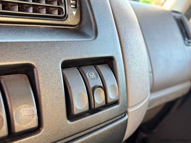 Camion cu platformă DAF LF45.220 PalfingerPK4501*2xAusschübe*nur 165tkm