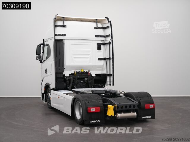 Volume SCM Iveco S-Way 500 4X2 NEW! 2xTanks Retarder ADR Standkl...