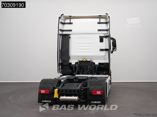 Volume SCM Iveco S-Way 500 4X2 NEW! 2xTanks Retarder ADR Standkl...