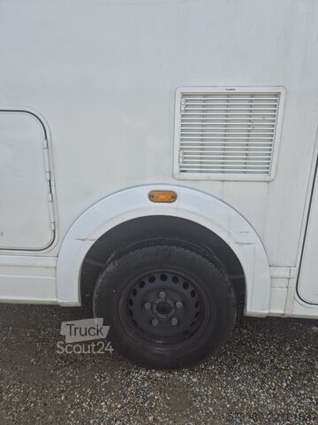 Half-integraal camper Ford Weinsberg Carasuite