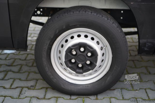 Panel van IVECO DAILY 35-140 /  BLASZAK / SPROWADZONY / 