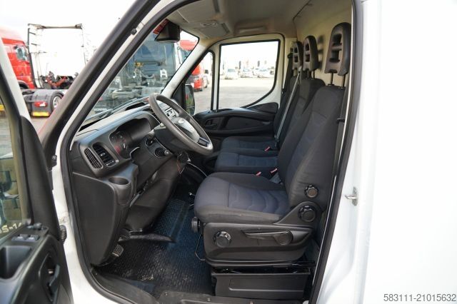 Panel van IVECO DAILY 35-140 /  BLASZAK / SPROWADZONY / 
