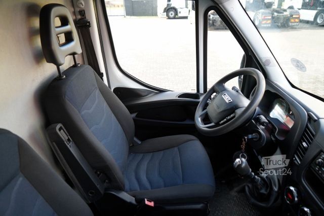 Panel van IVECO DAILY 35-140 /  BLASZAK / SPROWADZONY / 