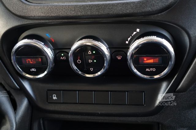 Panel van IVECO DAILY 35-140 /  BLASZAK / SPROWADZONY / 