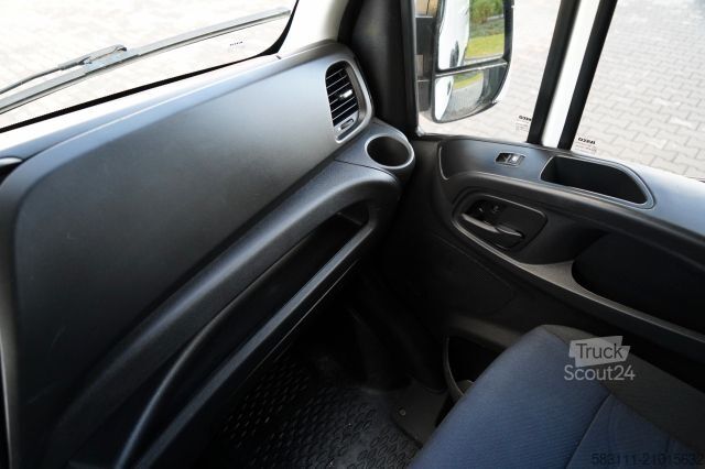 Panel van IVECO DAILY 35-140 /  BLASZAK / SPROWADZONY / 