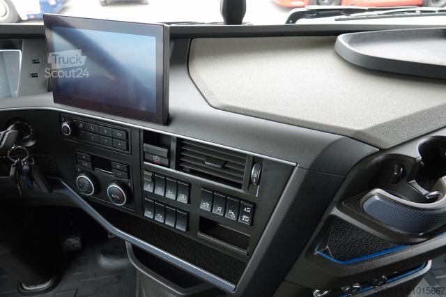 Τυπική μονάδα τράκτορα VOLVO FH 500 / XXL / 2024 / I-PARK COOL / SKÓRY / I-SH