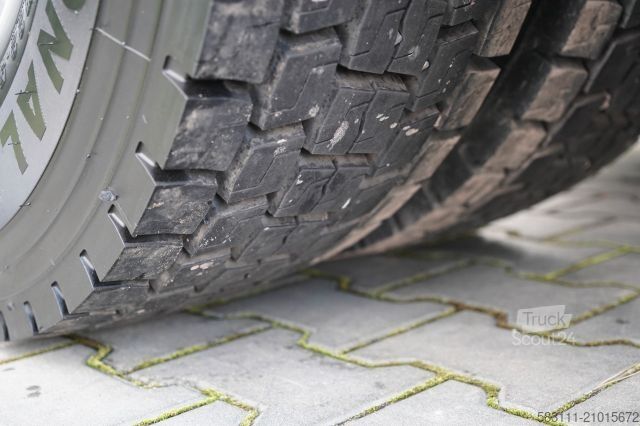 Standard tractor unit RENAULT T 480 / RETARDER / 2022 / 13 LITROWY / OPONY 100