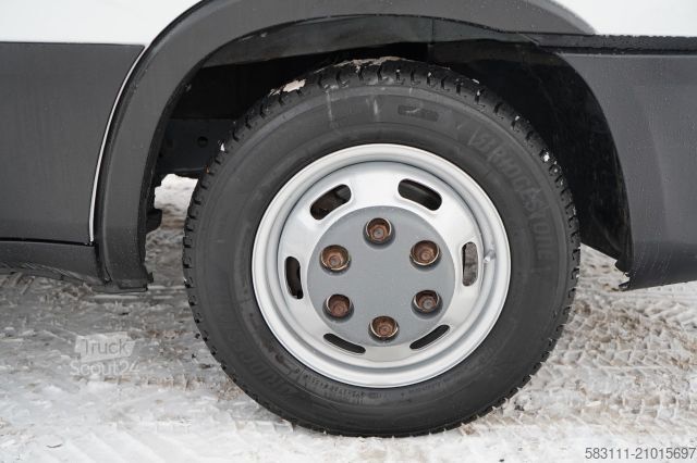 Refrigerator body van IVECO DAILY 35-140 / KONTENER / AUTOMAT HI-MATIC / BLI