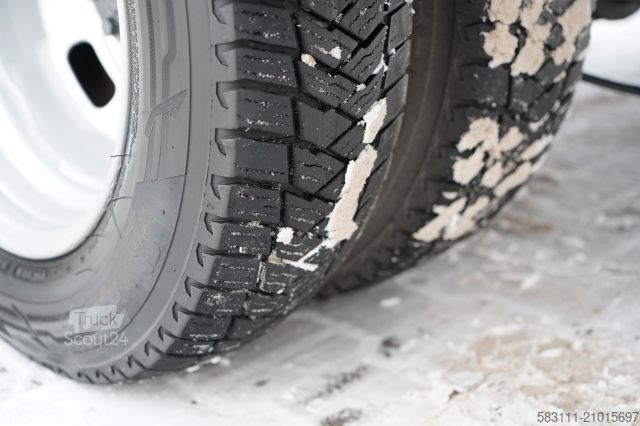 Refrigerator body van IVECO DAILY 35-140 / KONTENER / AUTOMAT HI-MATIC / BLI