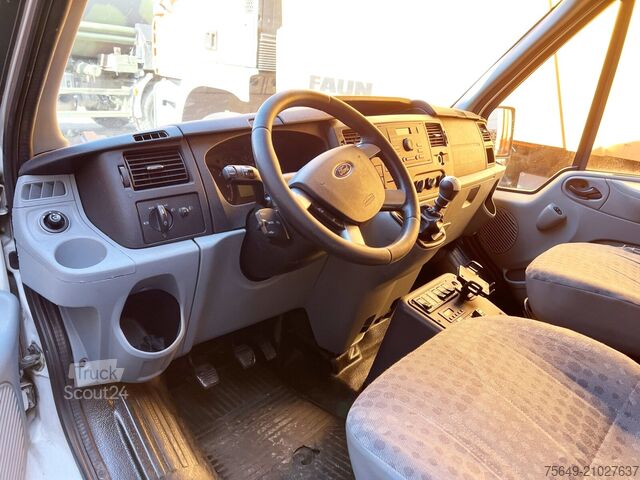 Camion de pompiers Ford Transit 2.2 TDCI 4x2 Transit 2.2 TDCI 4x2, Krankentransporter