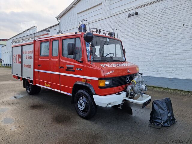 Camion de pompiers Mercedes-Benz 711 D 4x2 Doka 711 D 4x2 Doka, LF 8
