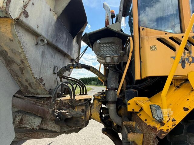 Camion basculant Volvo A30D
