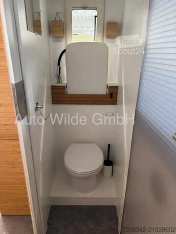 Camion aménagé (camping-car) Fuso Wilde Expedition Truck F 262