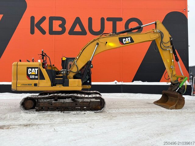 Excavateur sur chenilles Caterpillar 320 GC 3D / TILT / AC