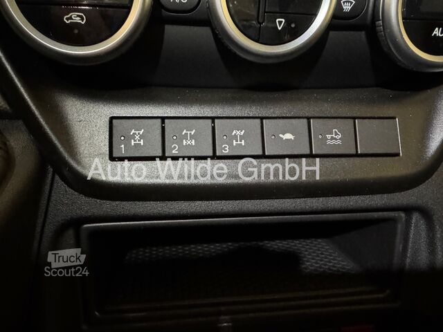 Camion aménagé (camping-car) Iveco Wilde Expedition Truck D 209