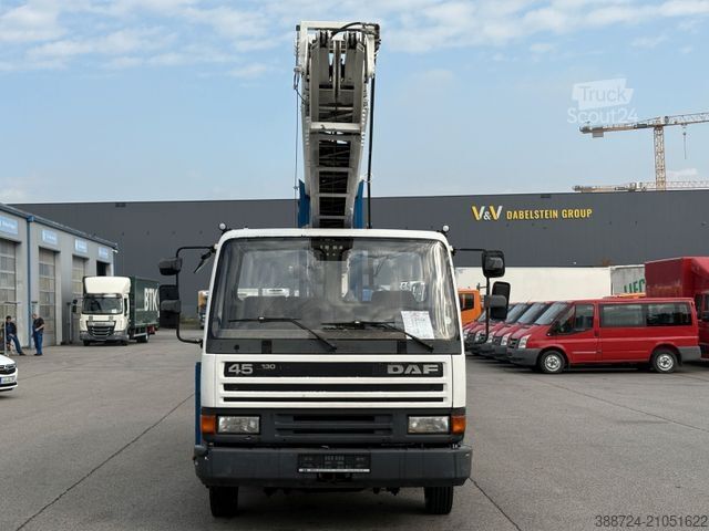 Camion équipé d'une grue DAF AE 45CE*Alu-kran Klaas 28/7*Dachdecker* Montage*