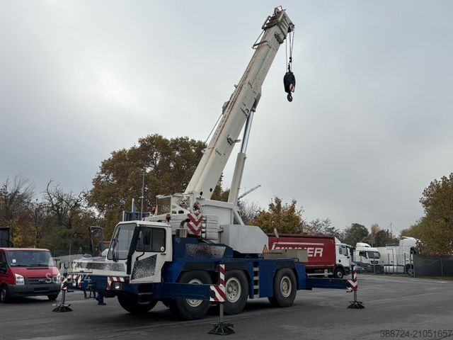 Γερανός πύργος LIEBHERR LTM 1050/1*Ausfahrlänge 40m*Fly Jib 10 m*