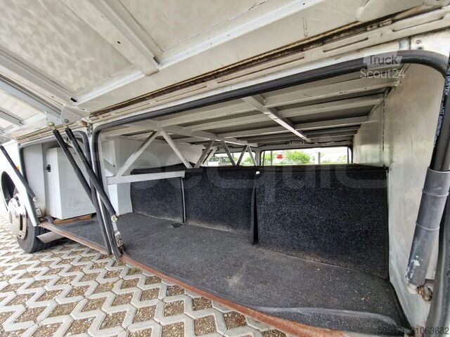 Intercity bus Isuzu Novo