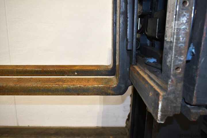 Forklift Linde H 30 D EVO 393-02