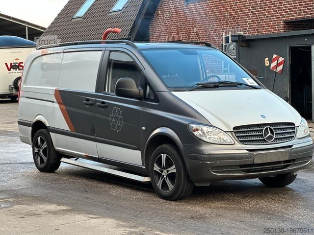 Fourgon tôlé MERCEDES-BENZ Vito 109 CDI Kasten *Motorschaden*