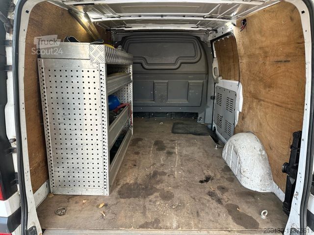 Fourgon tôlé MERCEDES-BENZ Vito 109 CDI Kasten *Motorschaden*