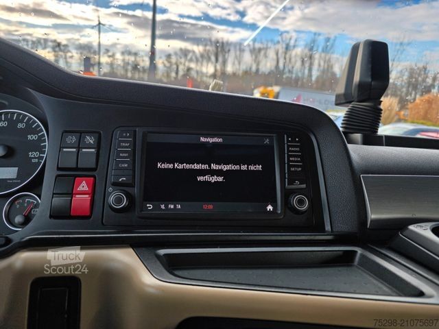 Swap body truck MAN TGX 26.460 6x2/Intarder/Standklima/Totwinkelkam.